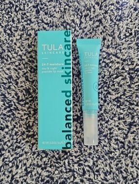 TULA 24-7 Moisture Day & Night Peptide Lip Mask